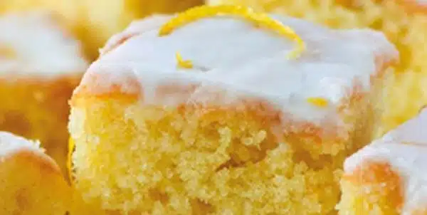 Saftiger Zitronenkuchen