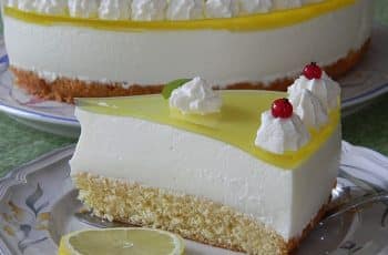 Einfache Zitronen – Joghurt – Torte