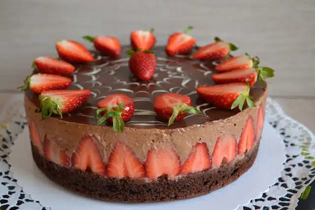 Schoko-Erdbeer-Mousse-Torte (von juliaskuchen)