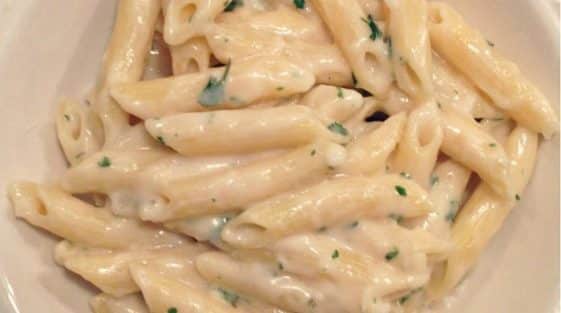 Penne mit Käsesoße - 99 rezepte