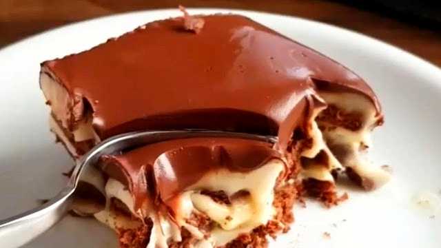 Puddingkuchen mit Vanille und Schokolade