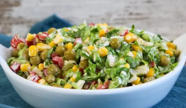 Über-Nacht-Salat: Ein Farbenfroher Genuss für Jede Gelegenheit