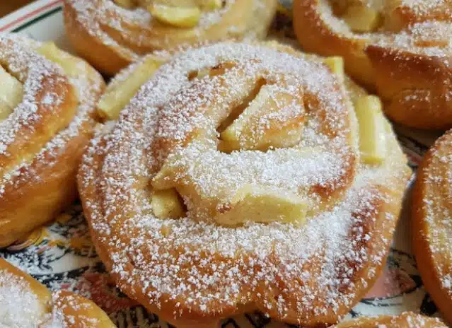 Apfelschnecken mit Zimt-Zucker: Ein Rezept wie aus der Bäckerei