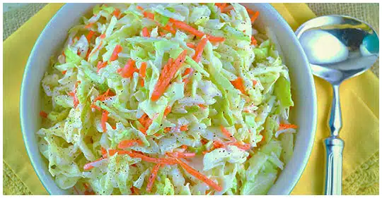 Super schmackhafter Weißkohl-Möhren-Salat wie aus dem Restaurant