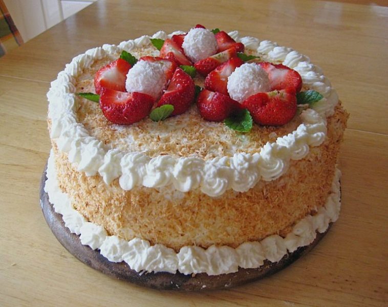 ERDBEER RAFFAELLO TORTE - 99 rezepte