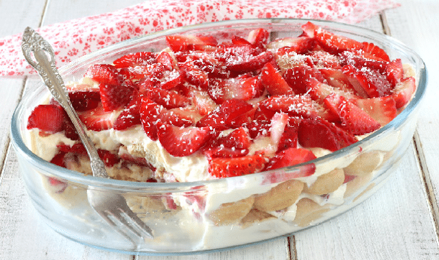 Erdbeer Tiramisu, schnell & schmeckt affengeil !