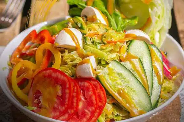 Fantastischer Fitness-Salat für alle, die abnehmen möchten!