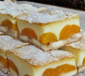 kuchen mit blätterteig und pudding