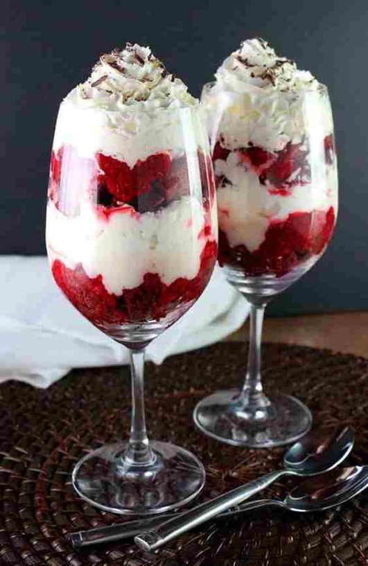 Superfixes Kokos-Ananas-Dessert (ganz schnell gemacht) - 99 rezepte