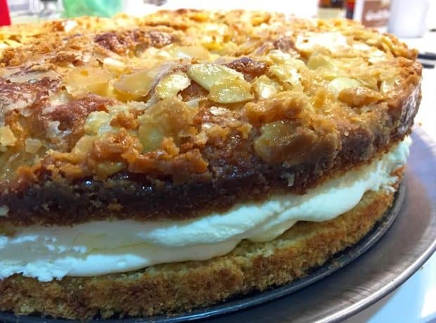 Erdbeer Rhabarberkuchen mit Joghurt - 99 rezepte