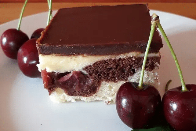 Prinzenrolle – Torte mit Kirschen, einfach super lecker ! - 99 rezepte
