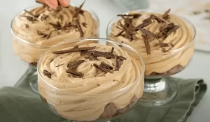 Kaffee-Mousse-Dessert in 5 Minuten! Es ist so lecker, dass ich es jedes Wochenende mache!