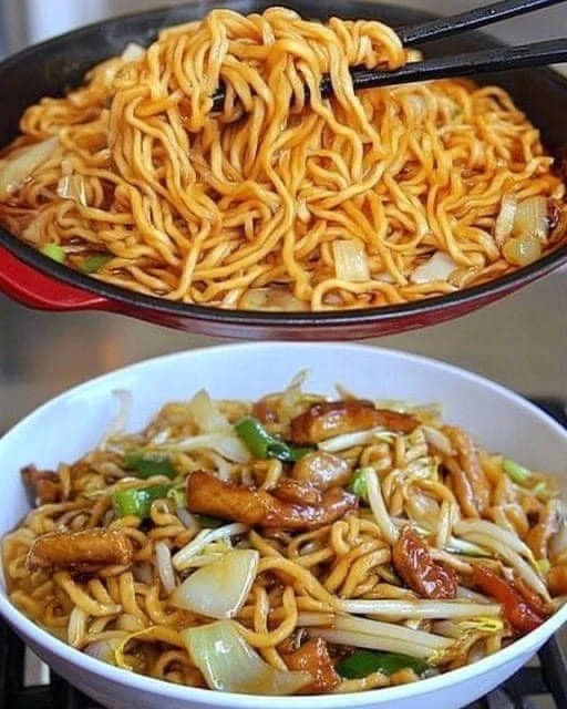 Chinesische Nudeln mit Hähnchen