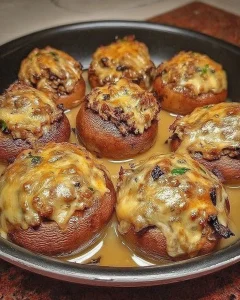 Gefüllte Champignons mit Gouda und Hackfleisch, ein leckeres Rezept.