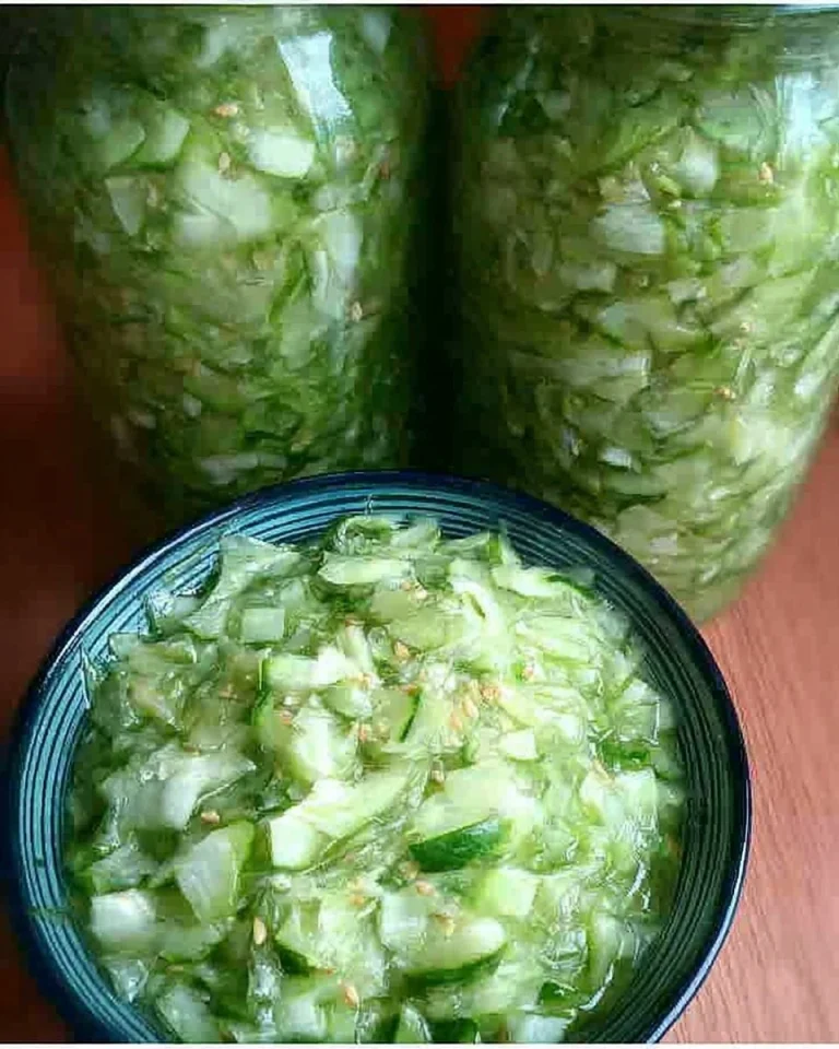 Gurkensalat einkochen mit frischen Zutaten